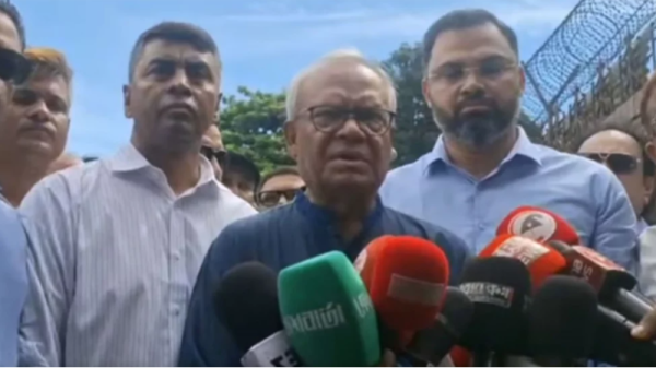 বিএনপির জ্যেষ্ঠ যুগ্ম মহাসচিব অ্যাডভোকেট রুহুল কবির রিজভী